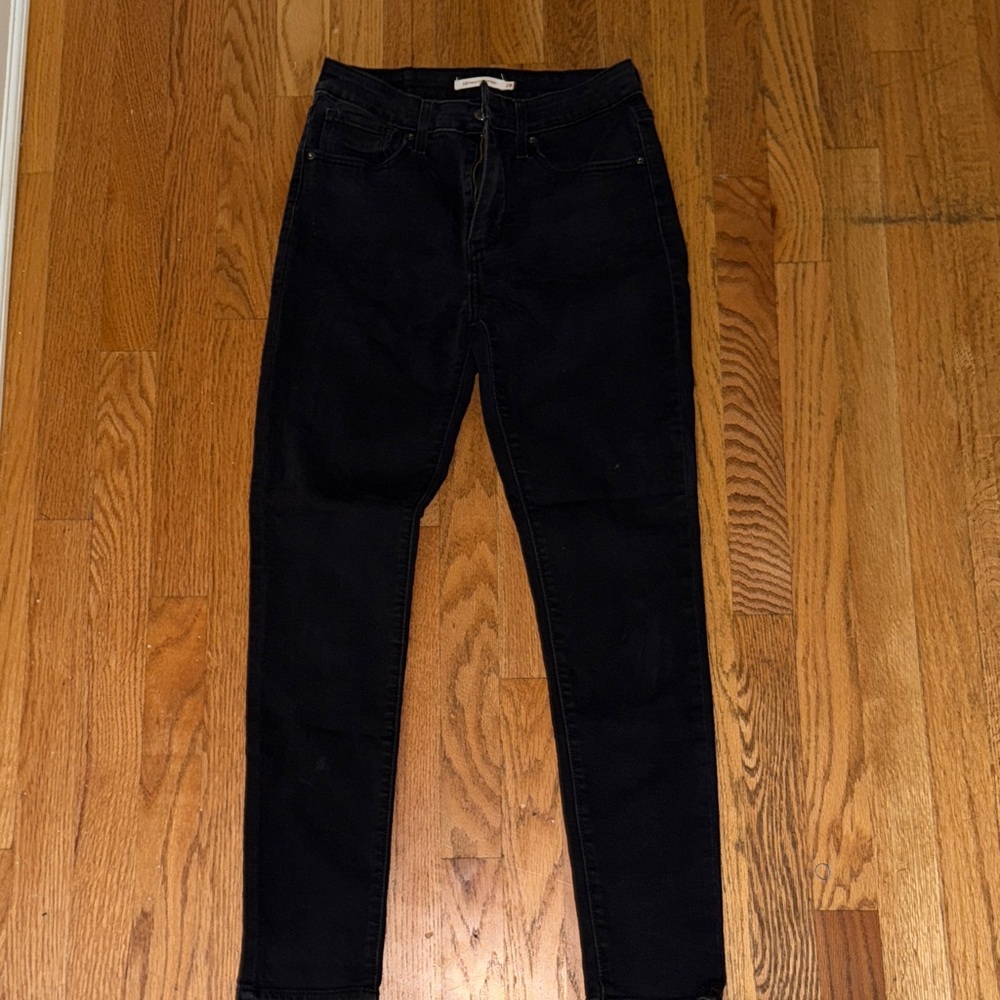 Levi’s Women's skinny high waisted Black Jeans